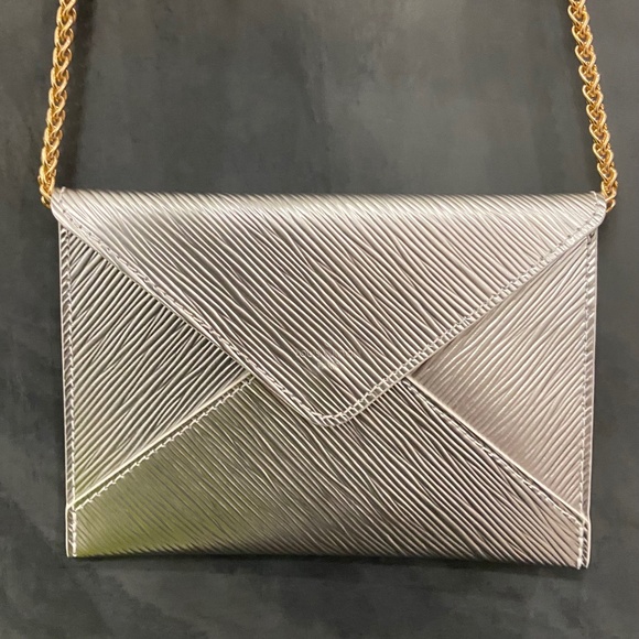 LV Metallic Silver Medium Epi Kirigami Pochette Insert w/COA chain not included - Picture 1 of 10